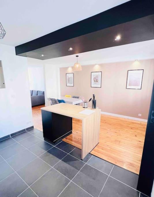 Apartment Confort Et Elegance A 250m De L'em Lyon Saint-Etienne (Loire)